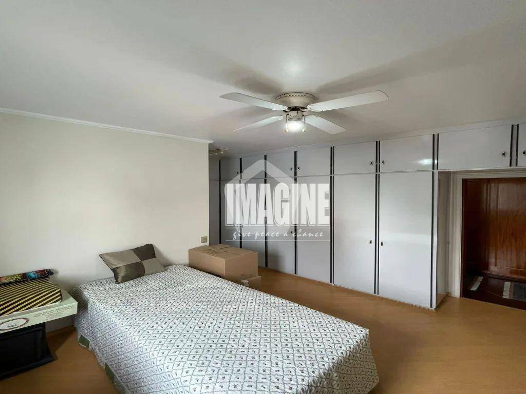 Apartamento à venda com 4 quartos, 262m² - Foto 15