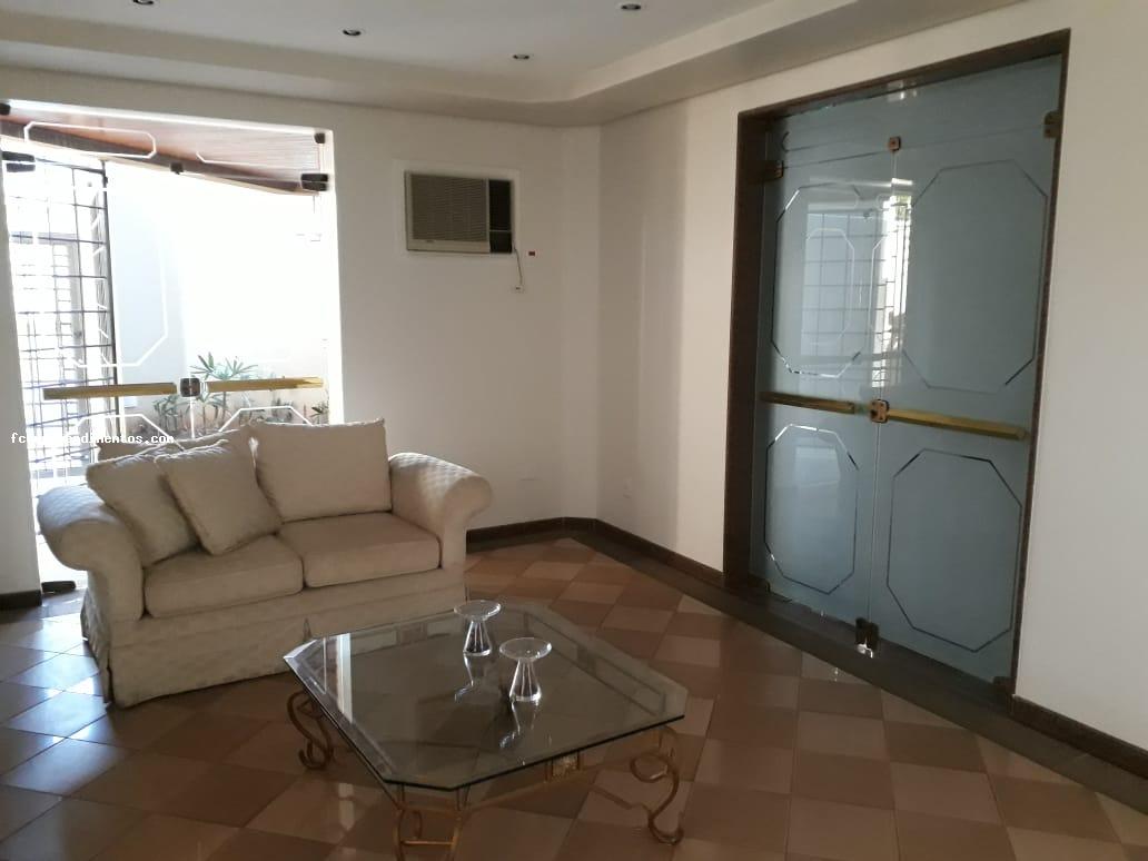 Apartamento à venda com 4 quartos, 260m² - Foto 2