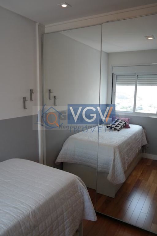 Apartamento à venda com 3 quartos, 136m² - Foto 13