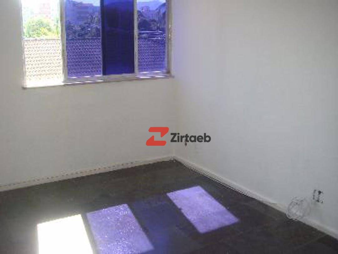 Apartamento para alugar com 2 quartos, 70m² - Foto 2