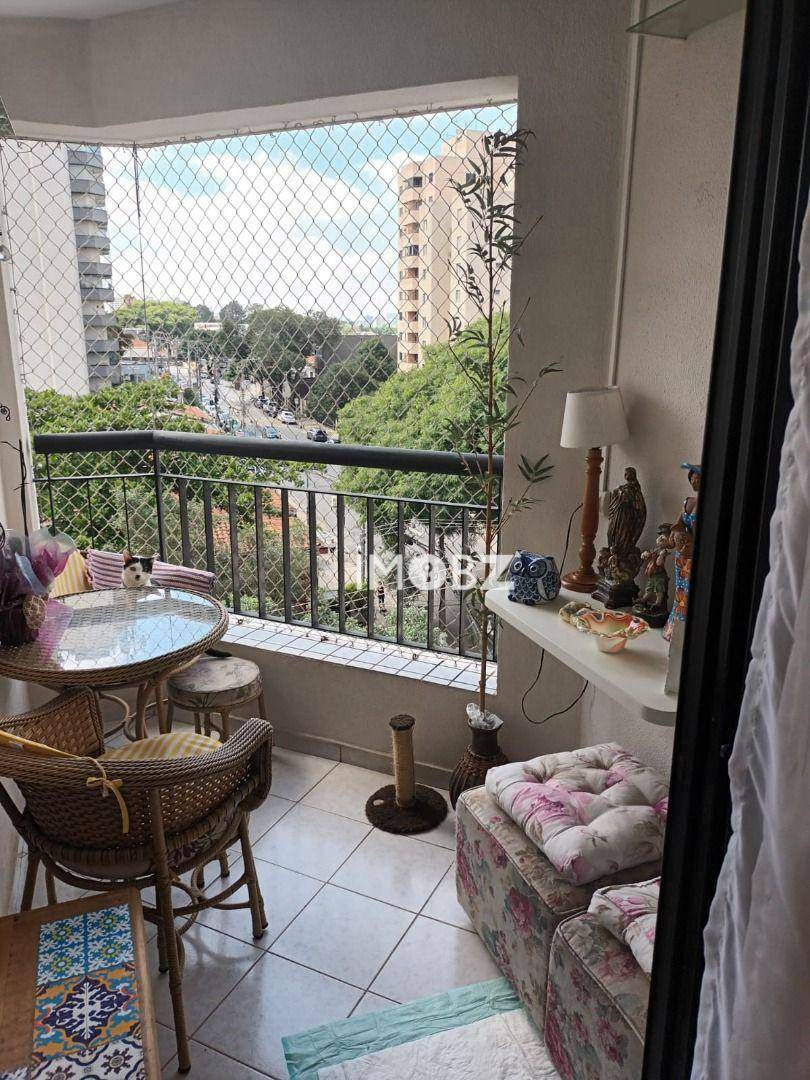 Apartamento à venda com 2 quartos, 75m² - Foto 4