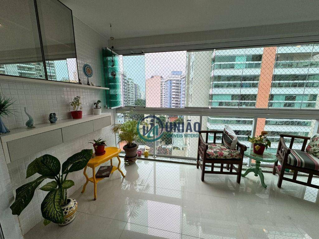 Apartamento à venda com 3 quartos, 115m² - Foto 6