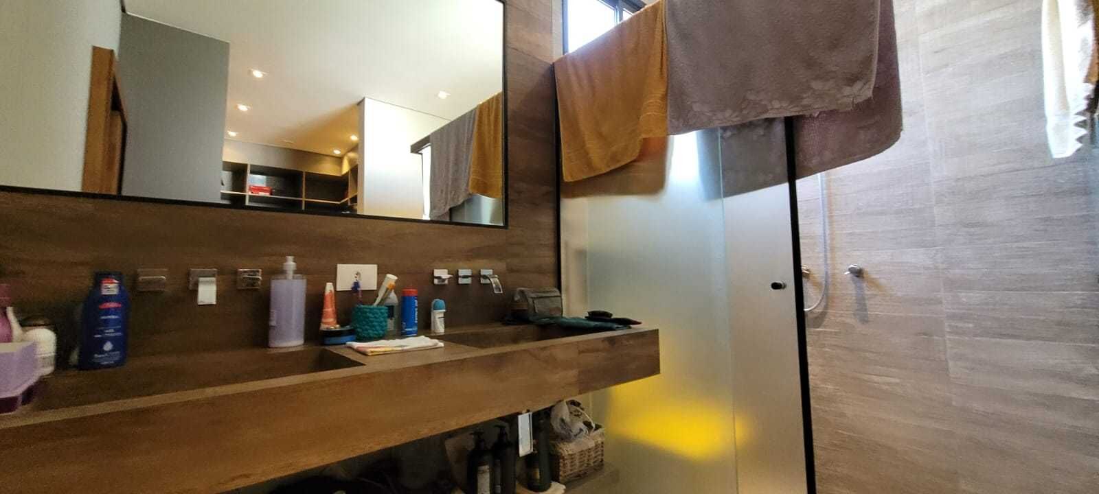 Casa à venda com 3 quartos, 250m² - Foto 18