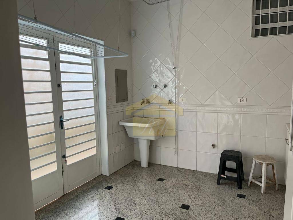 Sobrado à venda com 4 quartos, 420m² - Foto 18