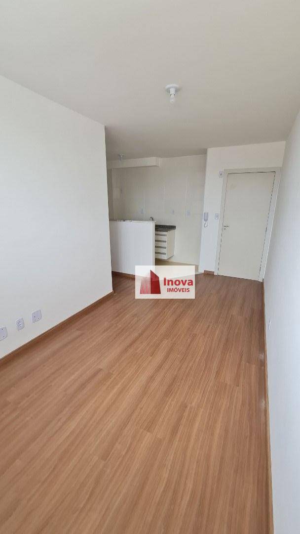 Apartamento para alugar com 2 quartos, 55m² - Foto 6