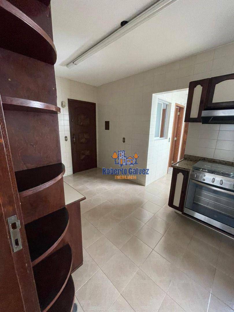 Apartamento para alugar com 3 quartos, 190m² - Foto 15