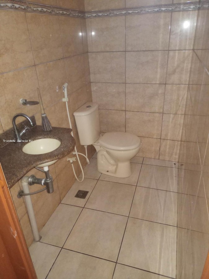 Casa para alugar com 2 quartos, 100m² - Foto 4