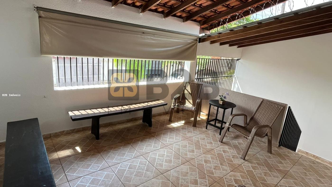 Casa à venda com 5 quartos, 193m² - Foto 13