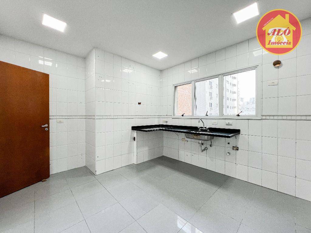 Apartamento à venda com 3 quartos, 160m² - Foto 11