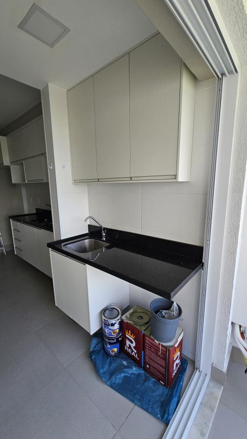 Apartamento para alugar com 1 quarto, 51m² - Foto 15