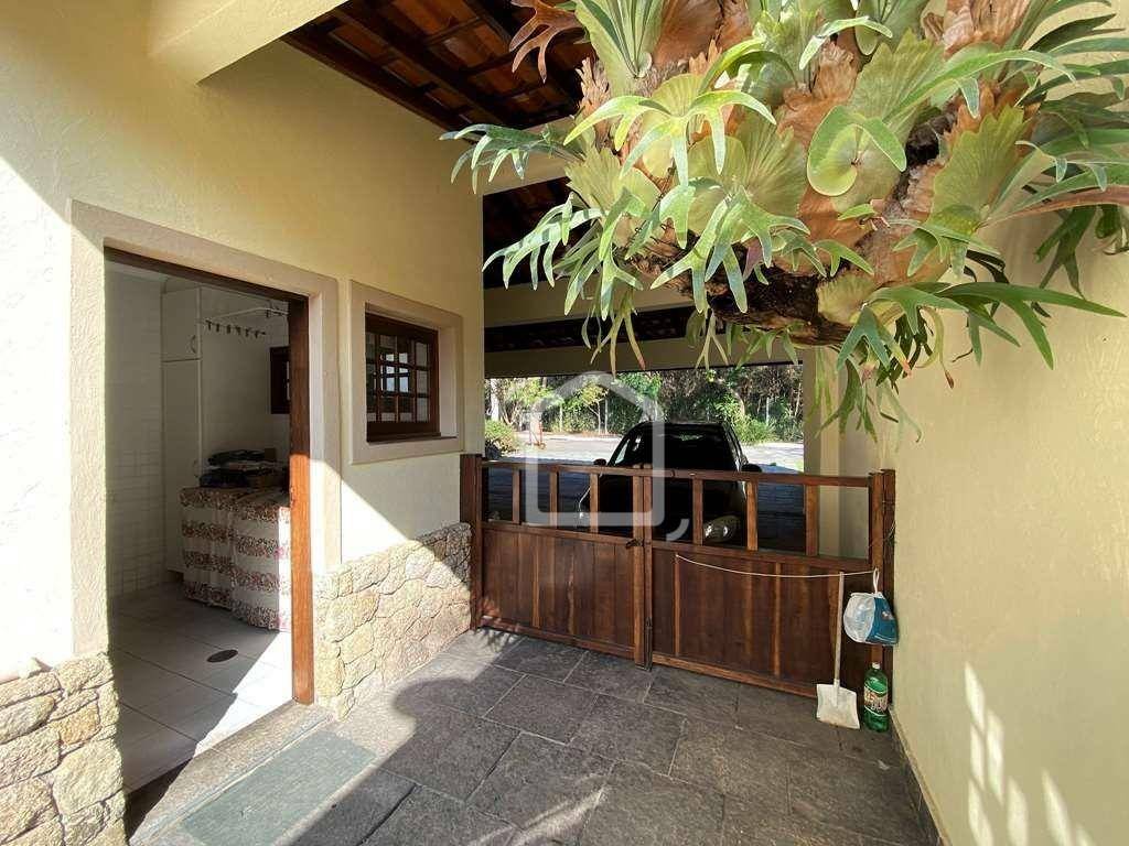 Casa de Condomínio à venda com 4 quartos, 304m² - Foto 5