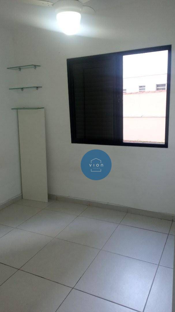 Apartamento à venda com 3 quartos, 70m² - Foto 22