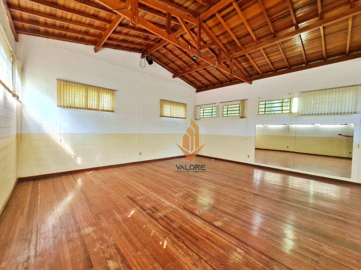 Casa de Condomínio à venda com 3 quartos, 392m² - Foto 50