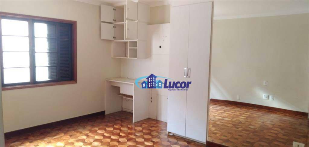 Casa de Condomínio à venda com 3 quartos, 250m² - Foto 9