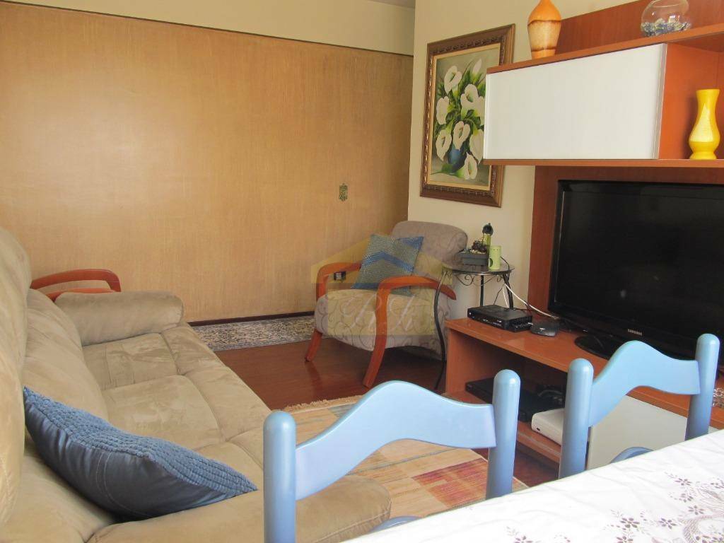 Apartamento à venda com 2 quartos, 65m² - Foto 2