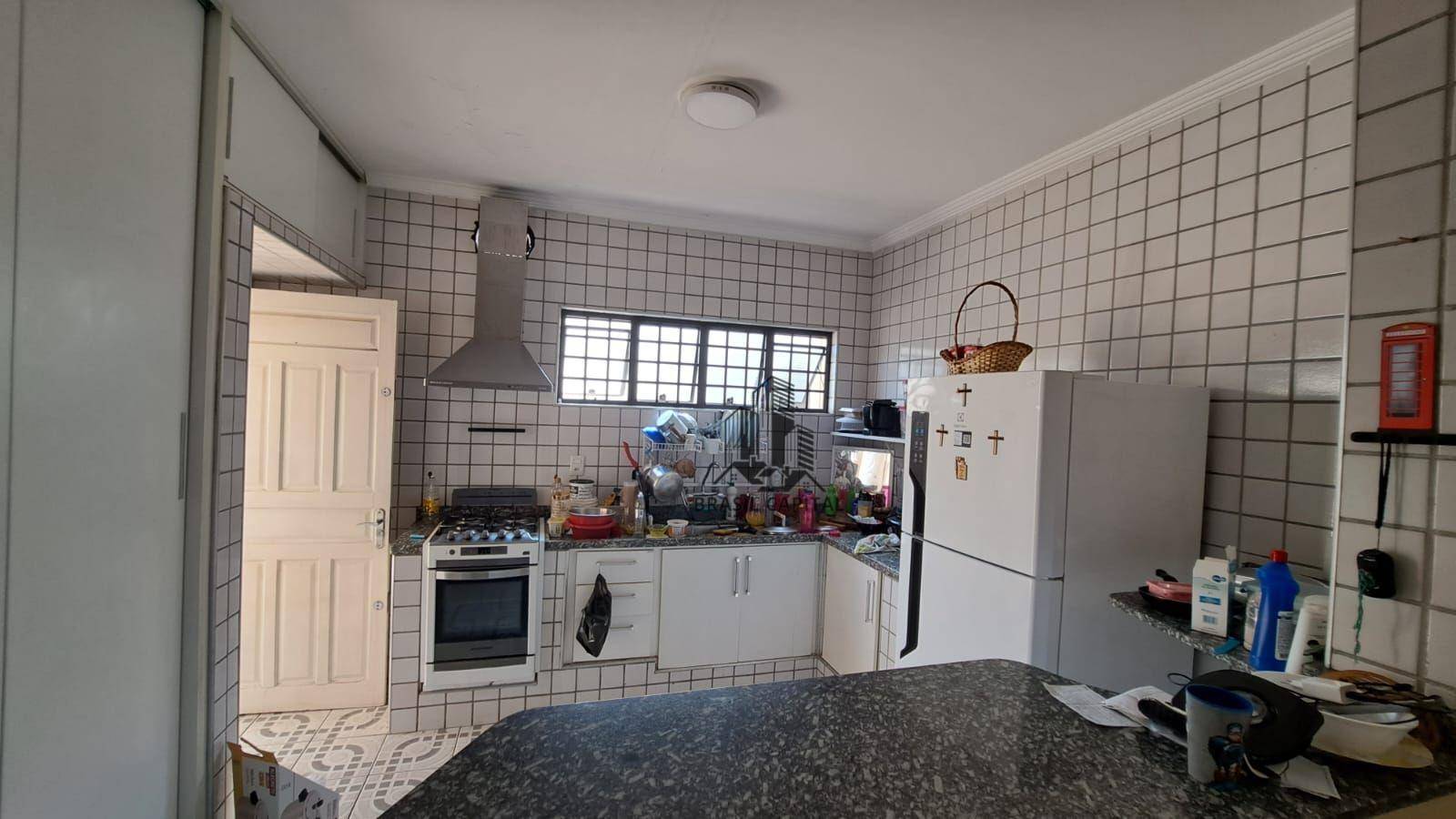 Casa à venda com 3 quartos, 180m² - Foto 10