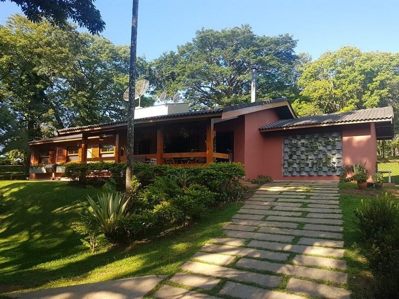 Casa de Condomínio à venda e aluguel com 3 quartos, 300m² - Foto 1