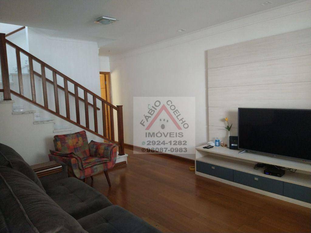 Sobrado à venda com 3 quartos, 180m² - Foto 1