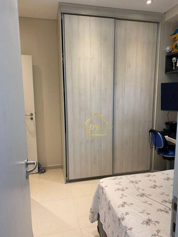 Apartamento à venda com 3 quartos, 145m² - Foto 18