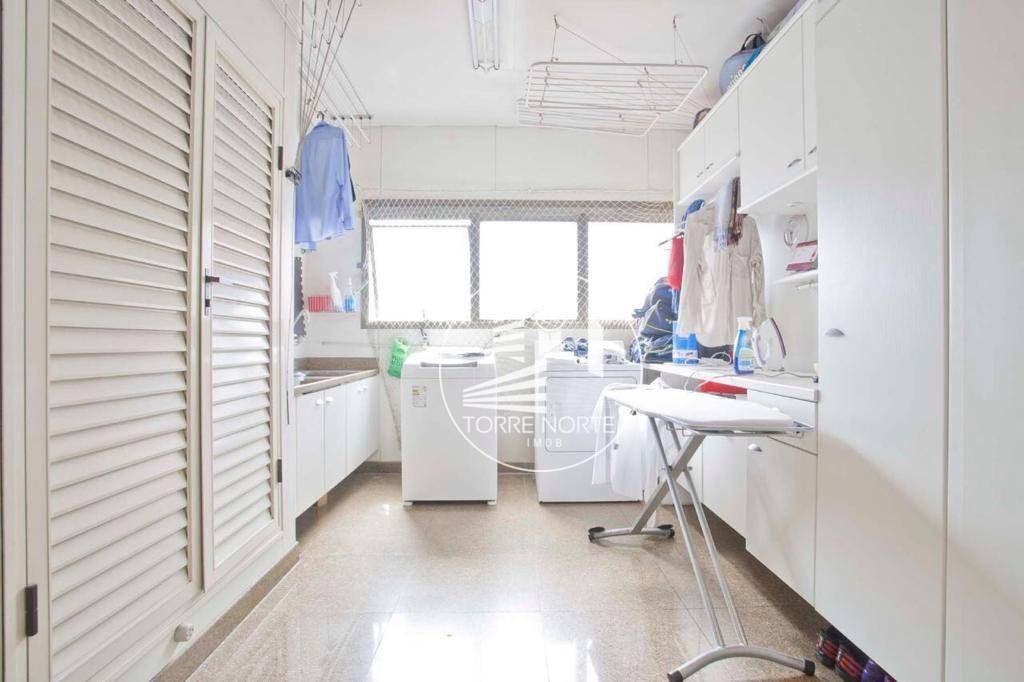 Apartamento à venda com 4 quartos, 500m² - Foto 10