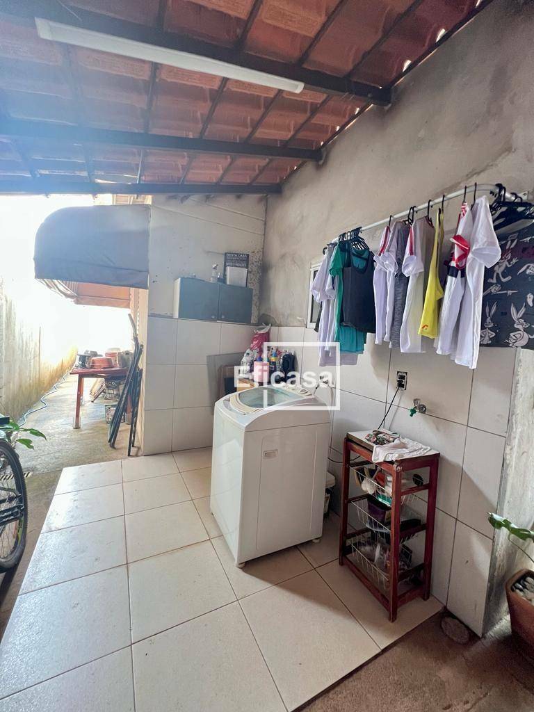 Casa à venda com 3 quartos, 150m² - Foto 8