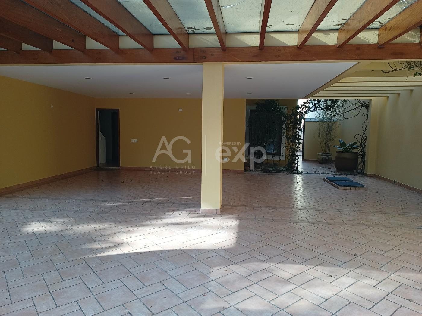 Casa à venda com 5 quartos, 690m² - Foto 3