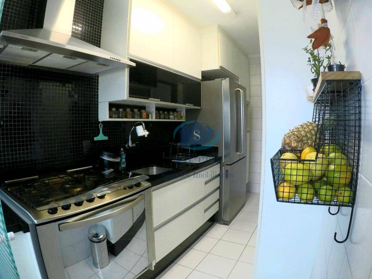 Apartamento à venda com 2 quartos, 80m² - Foto 7