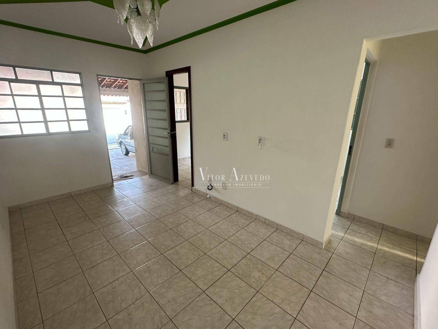 Casa à venda com 3 quartos, 110m² - Foto 4