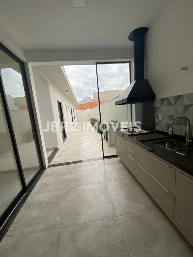 Casa para alugar com 3 quartos, 213m² - Foto 10