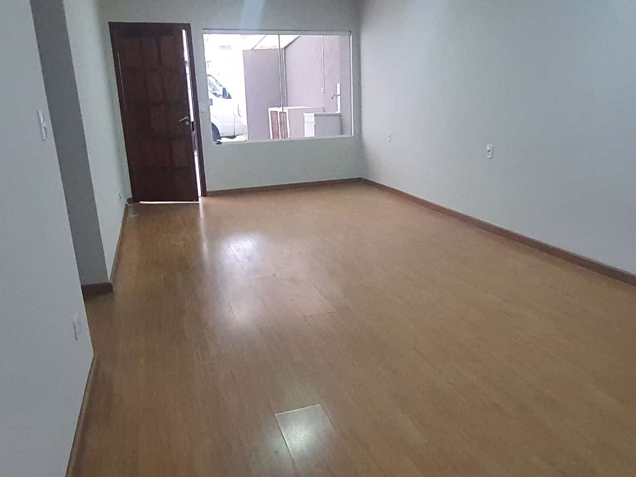 Casa à venda com 2 quartos, 52m² - Foto 3