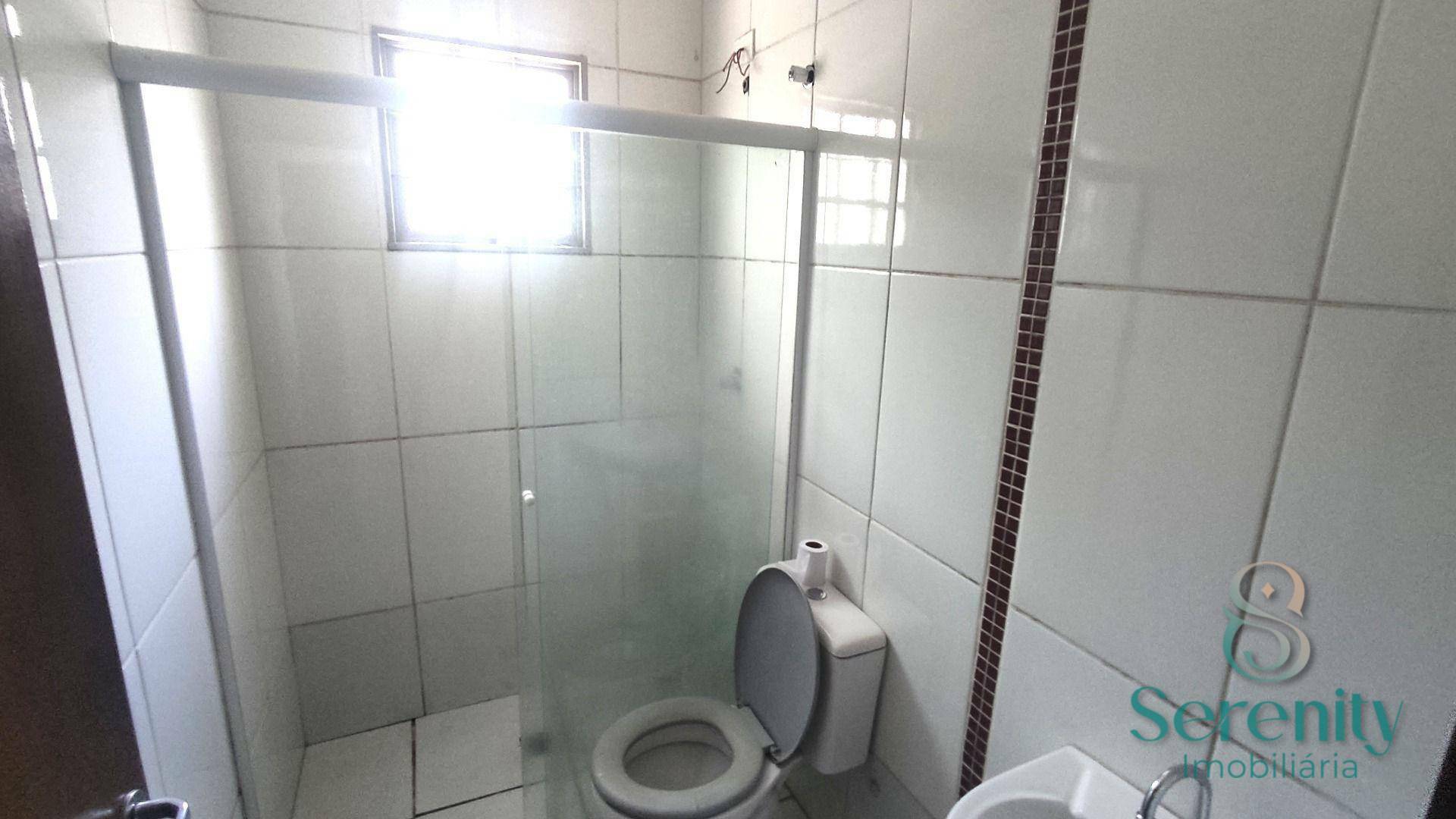 Casa à venda e aluguel com 3 quartos, 70m² - Foto 12