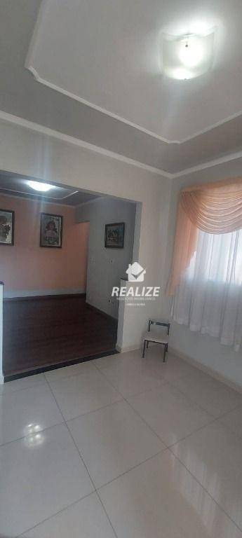 Casa à venda com 3 quartos, 168m² - Foto 8