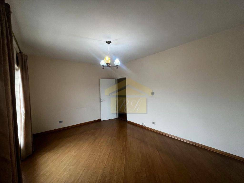 Casa para alugar com 4 quartos, 120m² - Foto 6