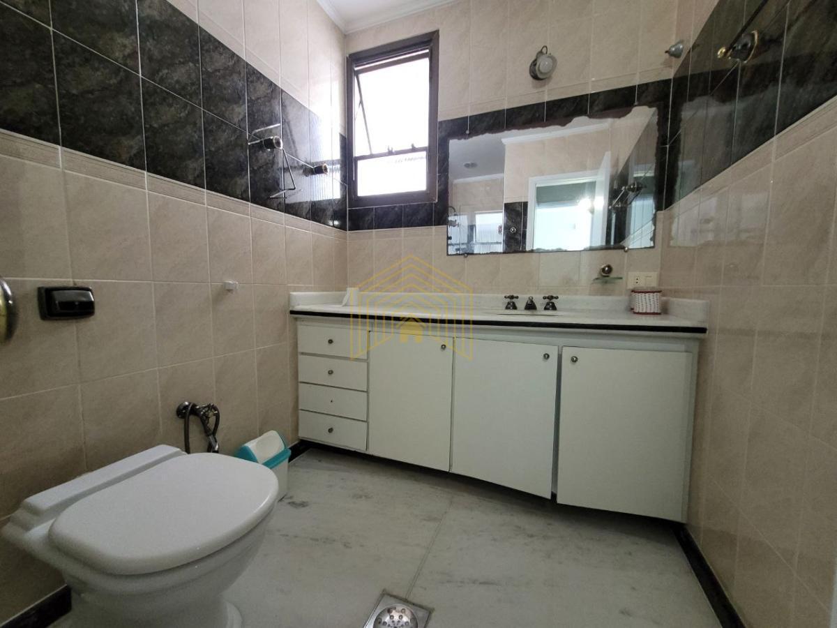 Apartamento à venda com 3 quartos, 180m² - Foto 26