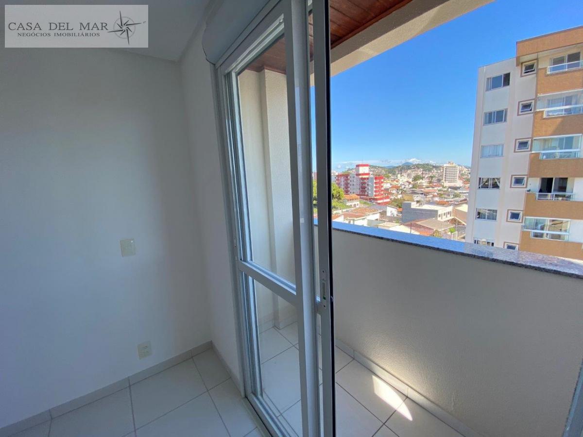 Apartamento à venda com 2 quartos, 63m² - Foto 26