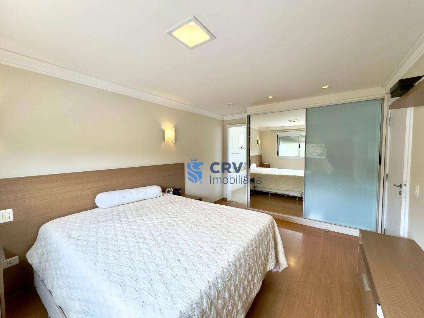 Sobrado à venda com 4 quartos, 331m² - Foto 14