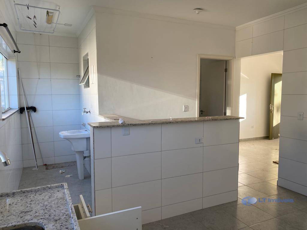 Apartamento para alugar com 1 quarto, 45m² - Foto 12