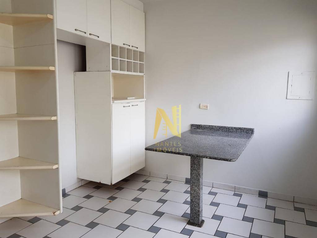 Casa à venda com 3 quartos, 130m² - Foto 14