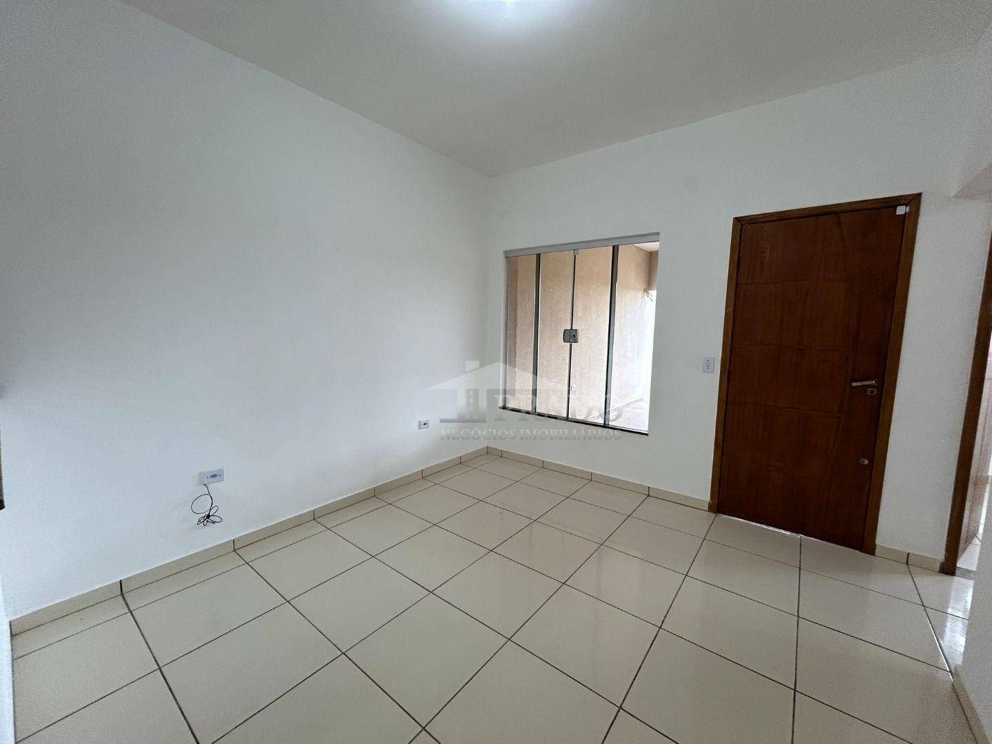 Casa para alugar com 3 quartos, 85m² - Foto 9