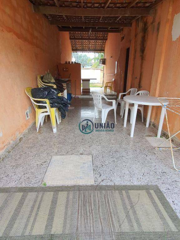 Casa à venda com 4 quartos, 200m² - Foto 7