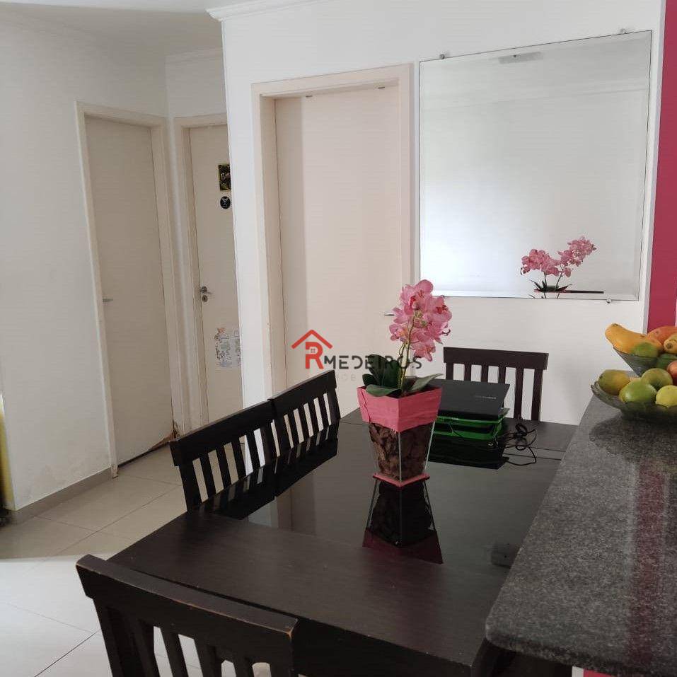 Apartamento à venda com 2 quartos, 48m² - Foto 4