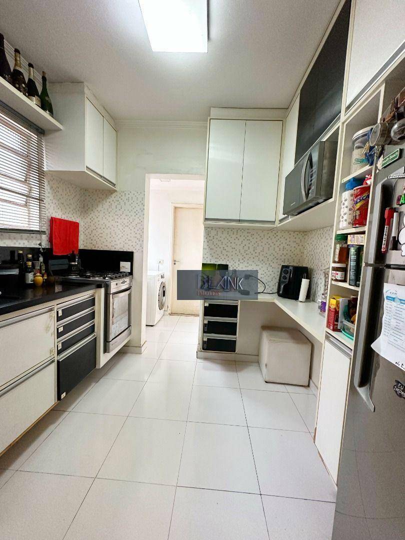 Apartamento à venda com 2 quartos, 63m² - Foto 9