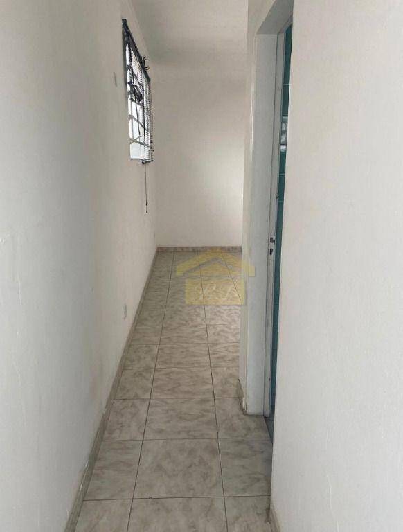 Sobrado para alugar com 2 quartos, 80m² - Foto 4