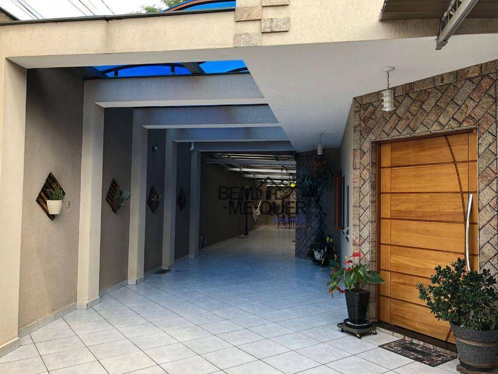 Sobrado à venda com 4 quartos, 320m² - Foto 1