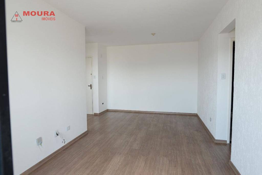 Apartamento à venda com 3 quartos, 79m² - Foto 3