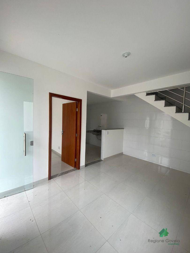 Casa à venda com 3 quartos, 110m² - Foto 5