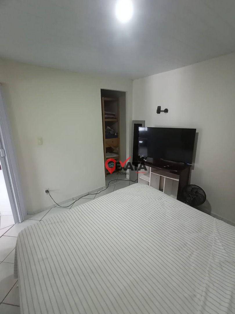 Sobrado à venda com 9 quartos, 300m² - Foto 33