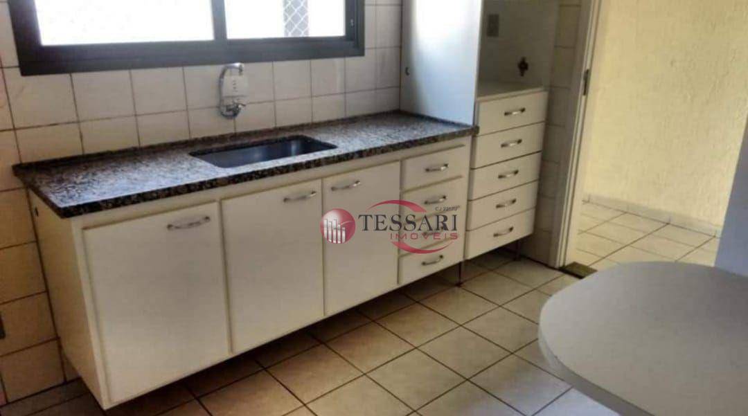 Apartamento à venda com 3 quartos, 100m² - Foto 13