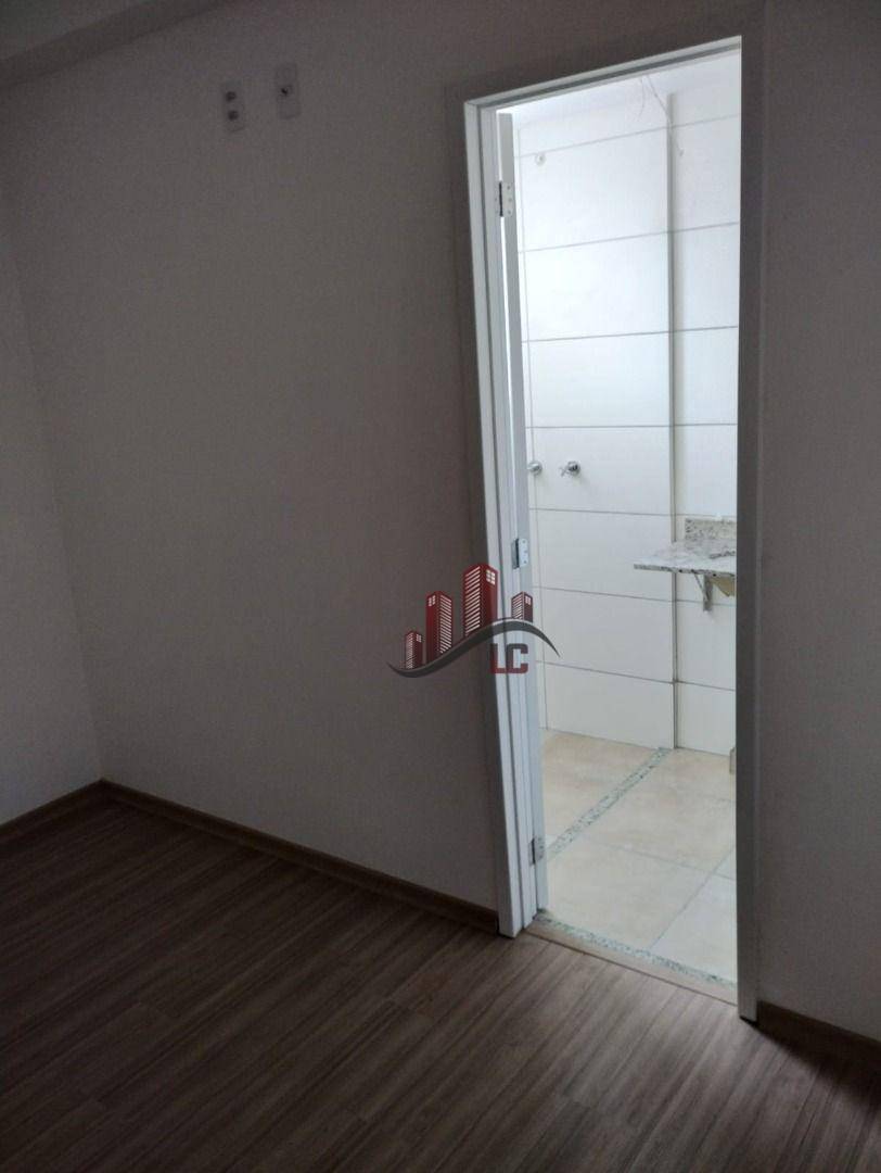 Apartamento para alugar com 2 quartos, 62m² - Foto 7