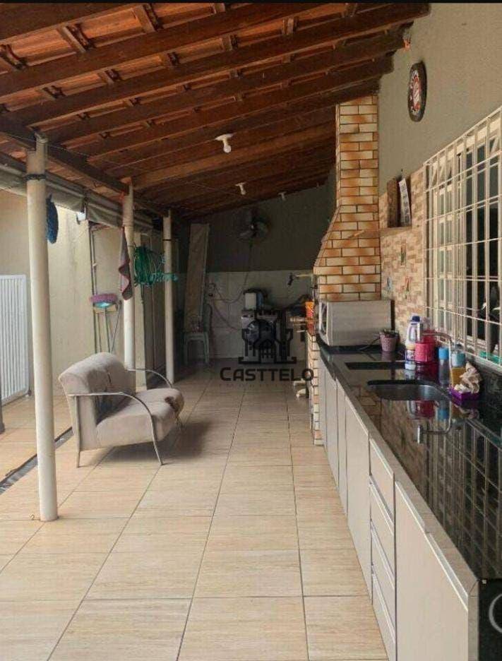 Casa à venda com 3 quartos, 190m² - Foto 13